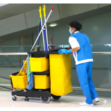 Chariots de nettoyage & Accessoires